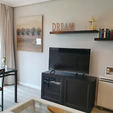 Con Piscina En - Cabo De Cruz Apartament Boiro