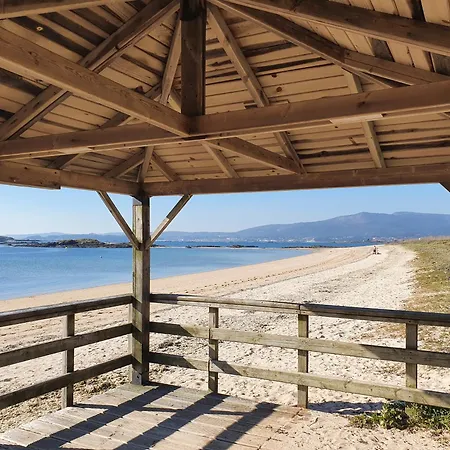 Con Piscina En - Cabo De Cruz Διαμέρισμα Boiro